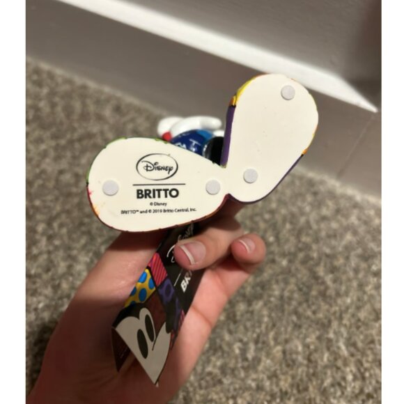 Disney romeo britto mickey figure - Picture 4 of 4